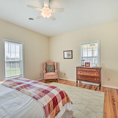 Breathtaking Elkin Getaway With Vineyard Views! Villa Exterior photo