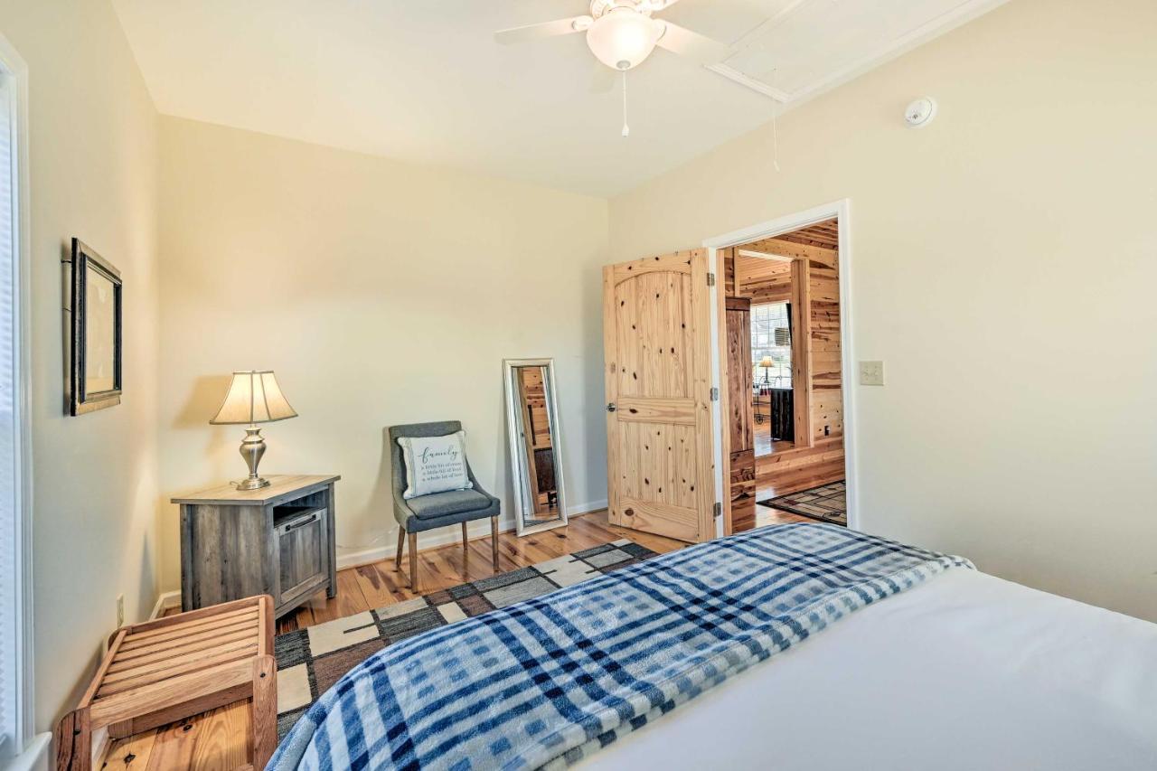 Breathtaking Elkin Getaway With Vineyard Views! Villa Exterior photo