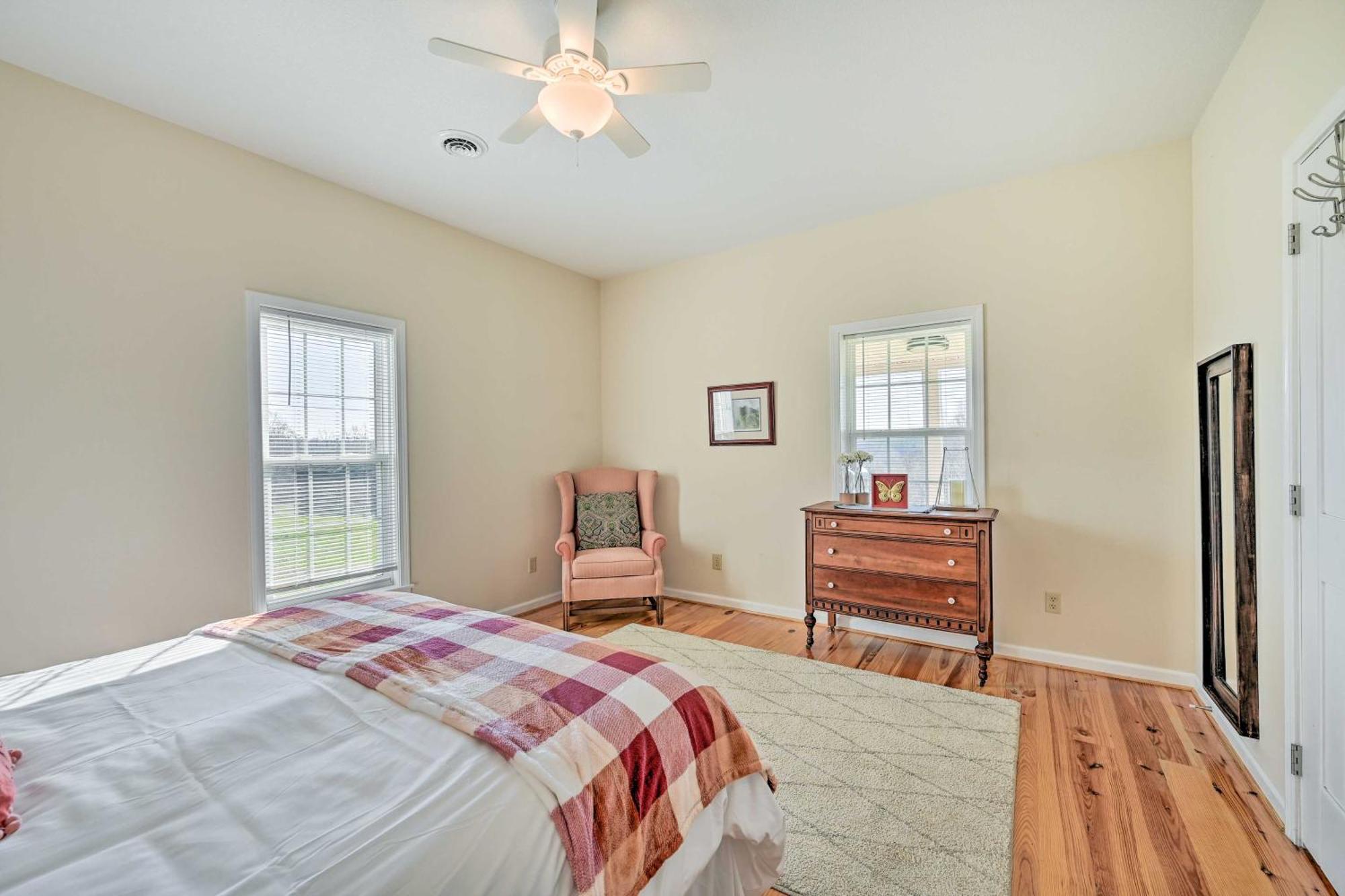 Breathtaking Elkin Getaway With Vineyard Views! Villa Exterior photo