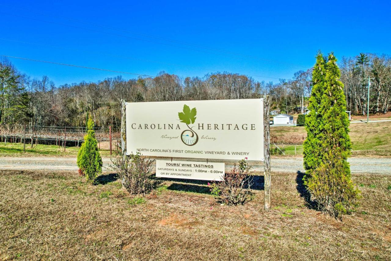 Breathtaking Elkin Getaway With Vineyard Views! Villa Exterior photo